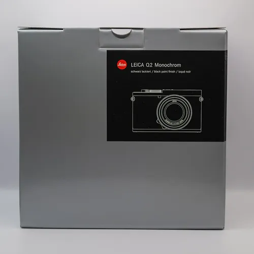 thumbnail-16 for Leica Q2 Monochrom Digital Camera