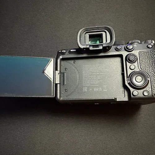 a7 IV Full-frame Mirrorless Interchangeable Lens Camera — The Sony