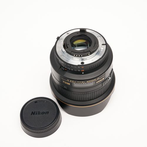 thumbnail-5 for PRE OWNED Nikon AF Nikkor 14mm f2.8D ED Aspherical lens, very clean and sharp