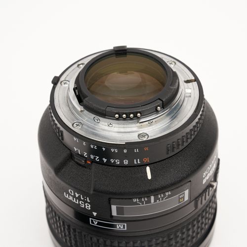 thumbnail-8 for PRE OWNED Nikon NIKKOR AF-S 85 mm f / 1.4 D Camera Lens with B+W UV-Haze  MRC 