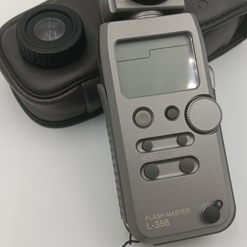 thumbnail-1 for Sekonic Flash Master L-358