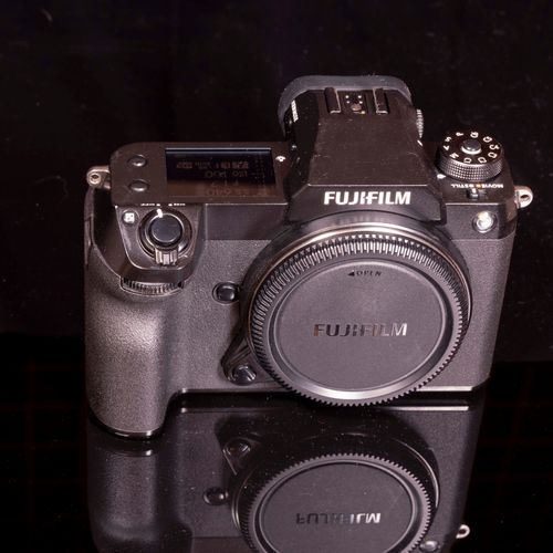 Fujifilm GFX 100s