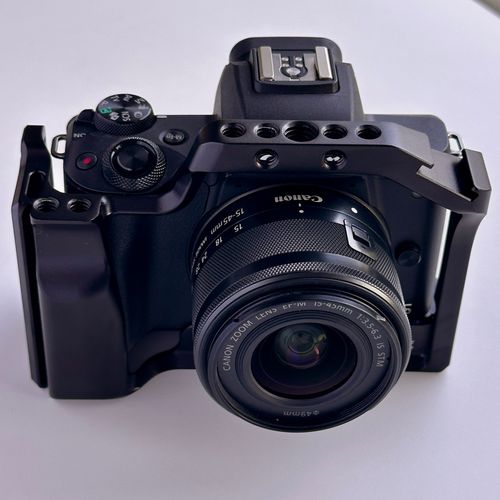 Canon EOS M50 with 15-45mm 3.5-6.3 IS STM lens