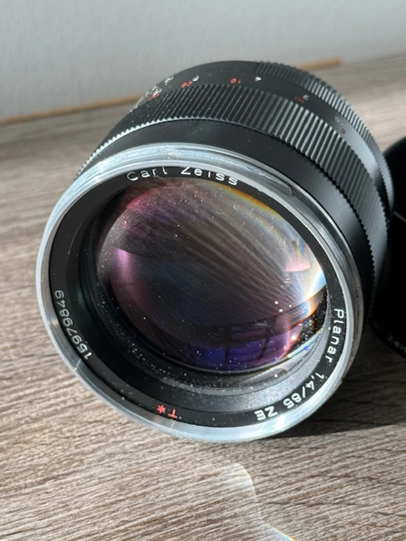 Zeiss 85mm f/1.4 Planar T* ZE Lens for Canon EF