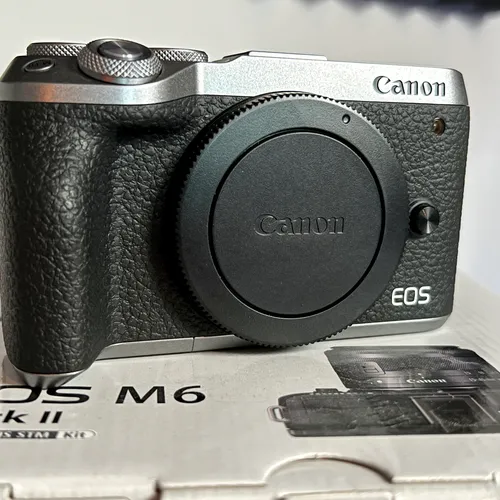 Canon EOS M6 Mark II Silver (Body) + Accessories From Kevin 