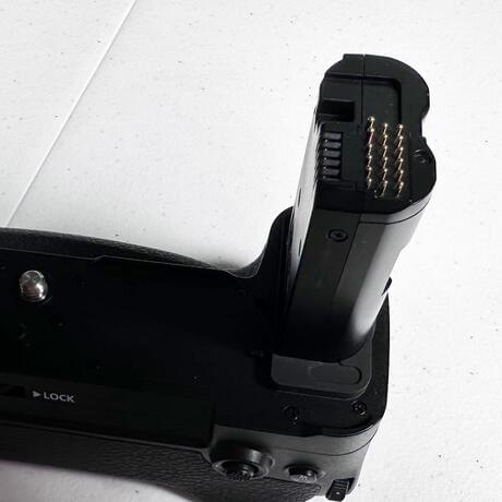 thumbnail-2 for Nikon MB-N11 Battery Grip for Z6ii and Z7ii