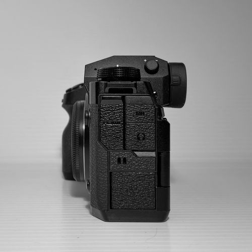 thumbnail-4 for Fujifilm X-H2 40 MP Mirrorless Camera, Excellent Condition, Shutter Count 2896
