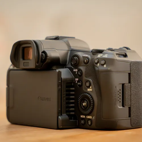 thumbnail-5 for Canon EOS R5 C with Smallrig Black Mamba Kit