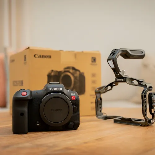 thumbnail-3 for Canon EOS R5 C with Smallrig Black Mamba Kit