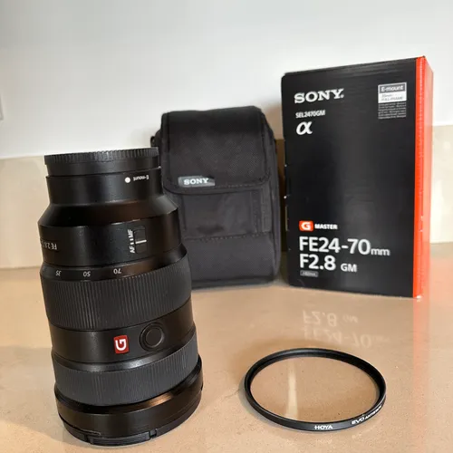 thumbnail-1 for MINT: Sony 24-70mm 2.8 Gmaster lens -UV filter included Excellent condition