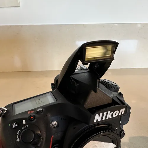 thumbnail-0 for Nikon D810 - body only