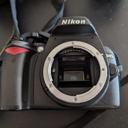 thumbnail-1 for Nikon D40 Kit