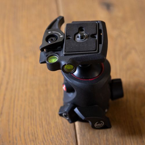 thumbnail-1 for Manfrotto Q2 Mag Ball Head w/Quick Release Plate