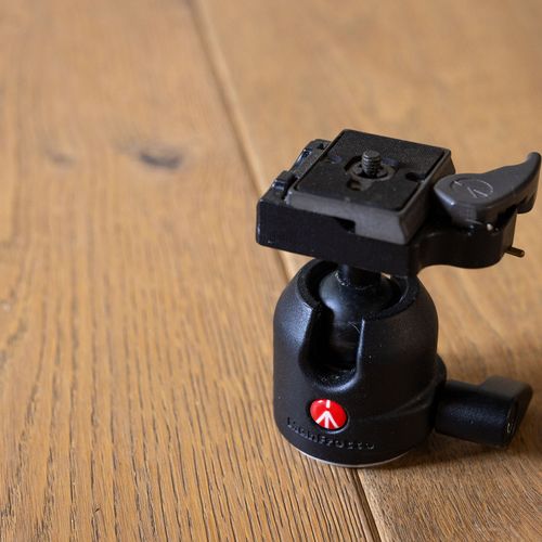 thumbnail-0 for Manfrotto 486RC2 Ball Head w/Quick Release Plate