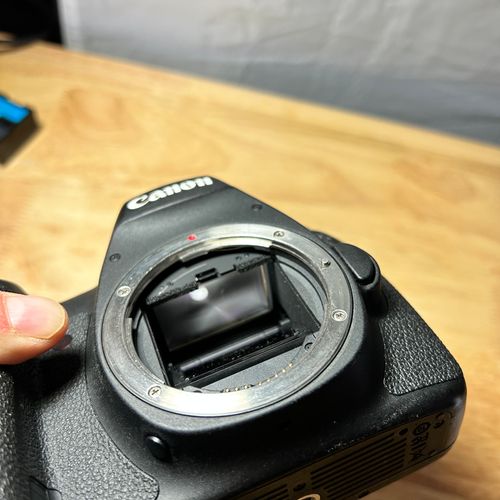 thumbnail-6 for Canon 6d body with 3 batteries /extras