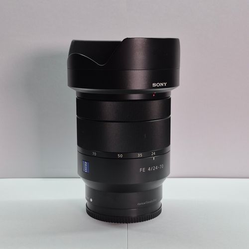 Sony ZEISS 24-70 f/4 with OSS