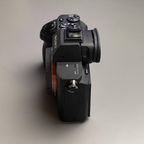 thumbnail-8 for Sony Alpha a7S II Mirrorless Digital Camera (Body Only)