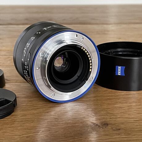 thumbnail-5 for ZEISS Loxia 35mm f/2 Lens for Sony FE