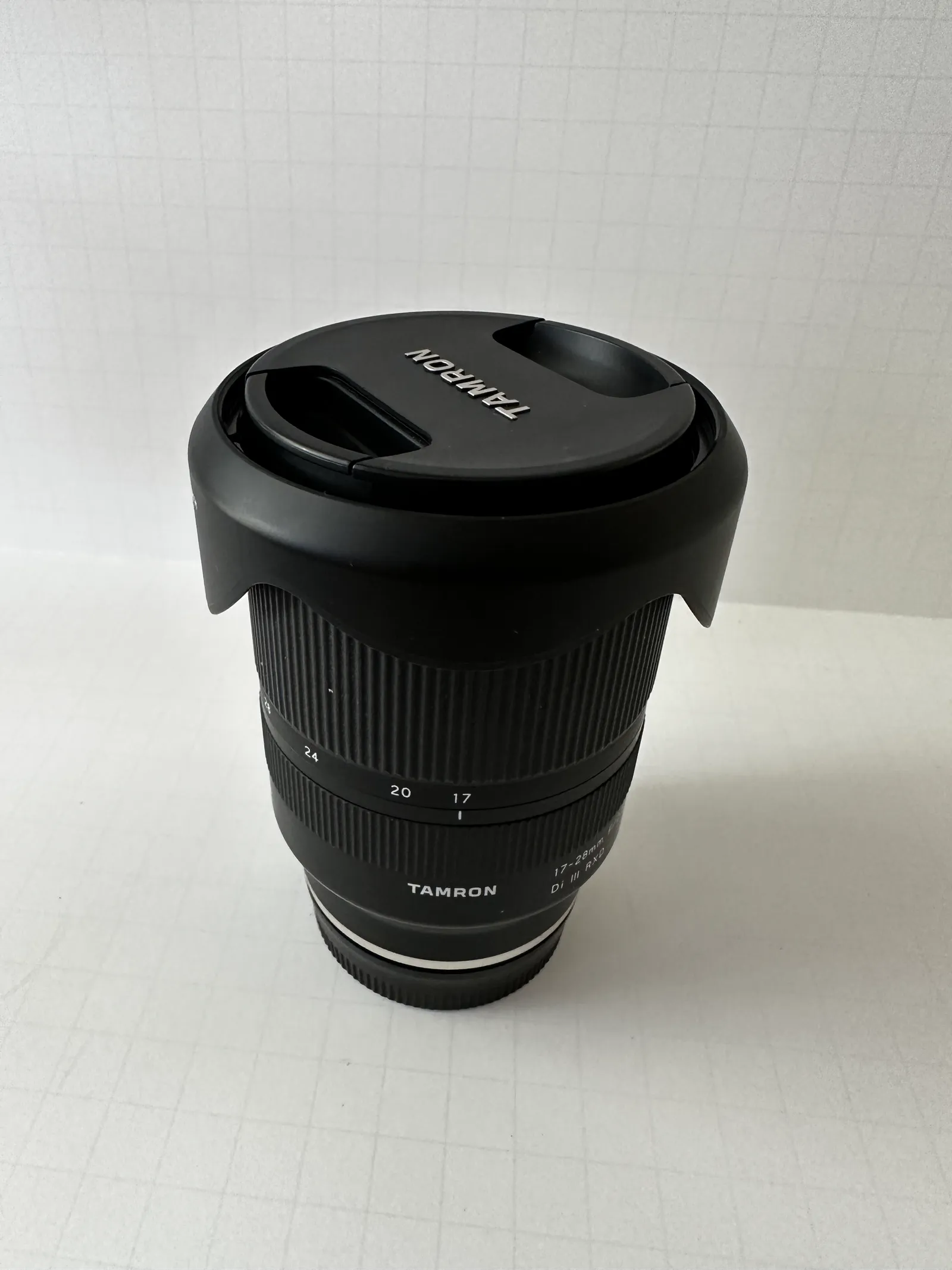 Tamron 17-28mm f/2.8 Di III RXD for Sony Mirrorless Full