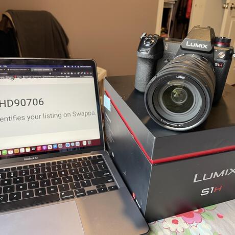 thumbnail-8 for Panasonic Lumix S1H with Lumix S 24-105mm F4 Lens