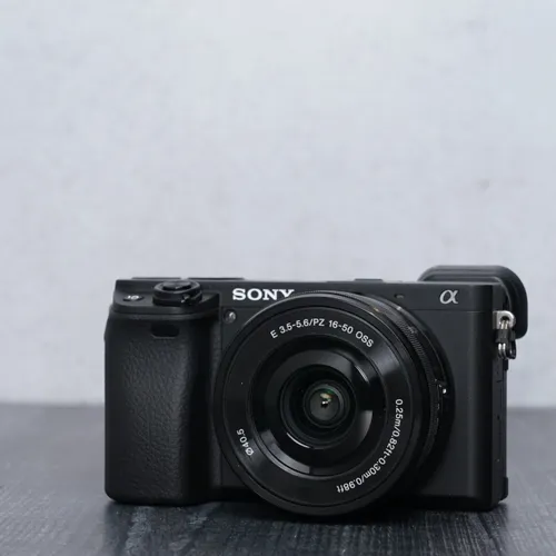 Open-Box Sony a6400 Body w/16-50mm Kit Lens