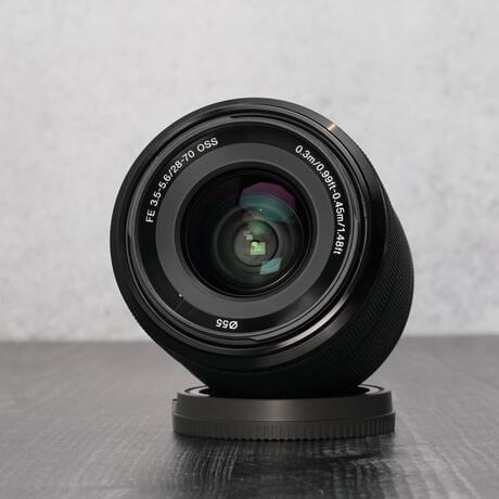 thumbnail-4 for Sony FE 28-70mmm F/3.5-5.6 Lens w/ Hood