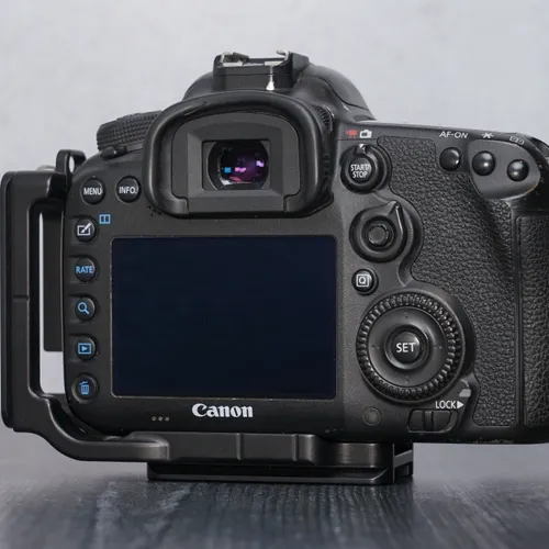 thumbnail-2 for Canon 7D Mark II Body