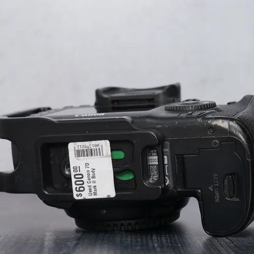 thumbnail-5 for Canon 7D Mark II Body