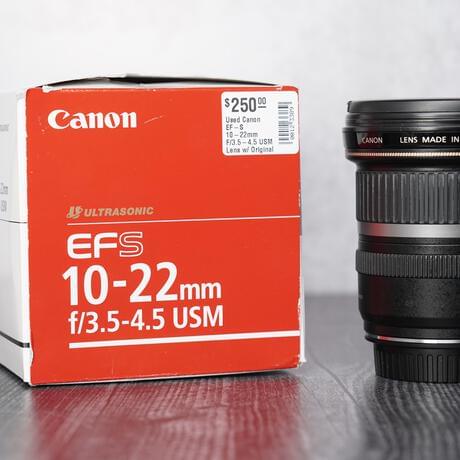 Canon EF-S 10-22mm F/3.5-4.5 USM w/ Original Box