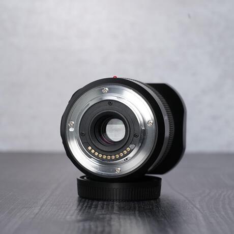 thumbnail-5 for Used Leica Elmarit 45mm F/2.8 ASPH Lens w/ Hood