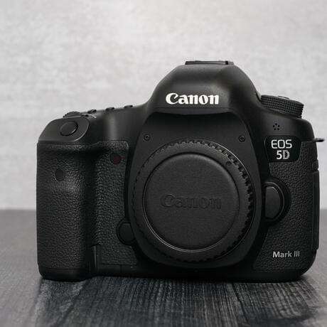thumbnail-0 for Canon 5D Mk III Body Only.  **Only 5020 Clicks** 