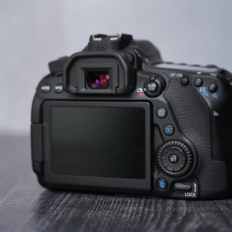 thumbnail-4 for Canon EOS 80D Camera w/ 18-55mm Kit Lens