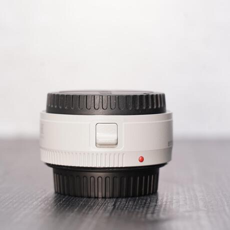thumbnail-3 for Canon Teleconverter EF 1.4x III