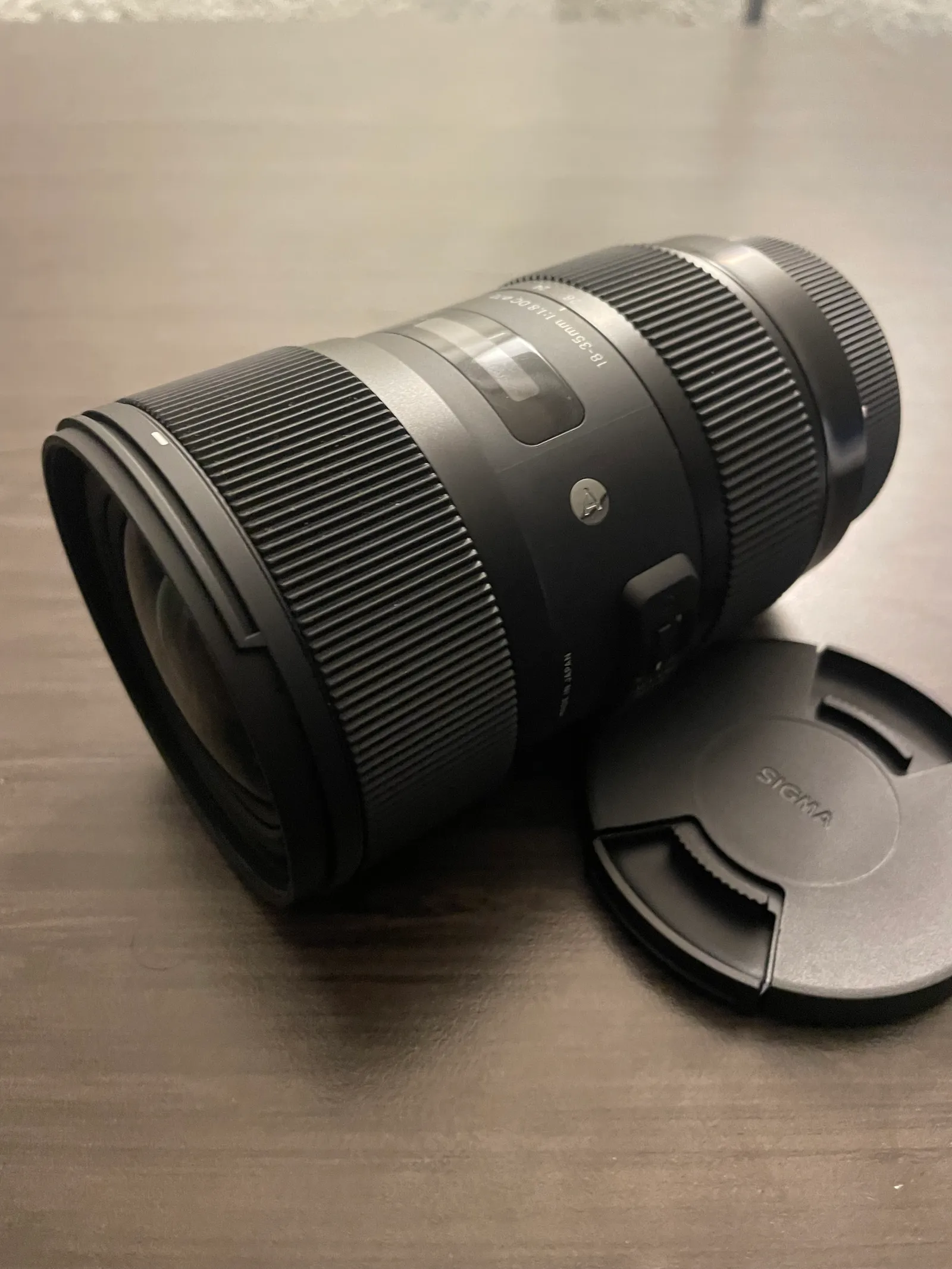 Sigma 18-35mm F 1.8 Art lens - Canon EF mount On Gear Focus