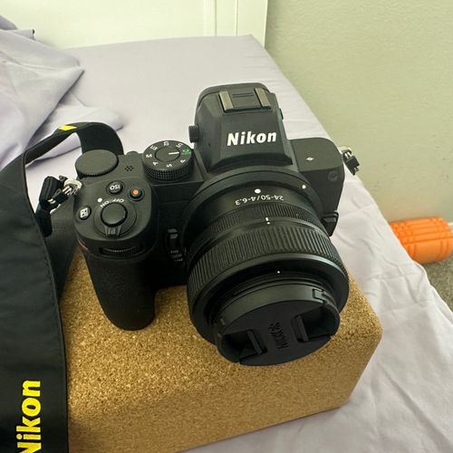 Nikon Z5 W/24-50 Mm Lens Kit
