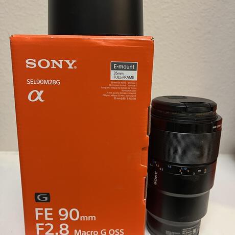 thumbnail-1 for Sony FE 90mm f/2.8 Macro G OSS