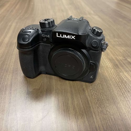 Panasonic Lumix GH4