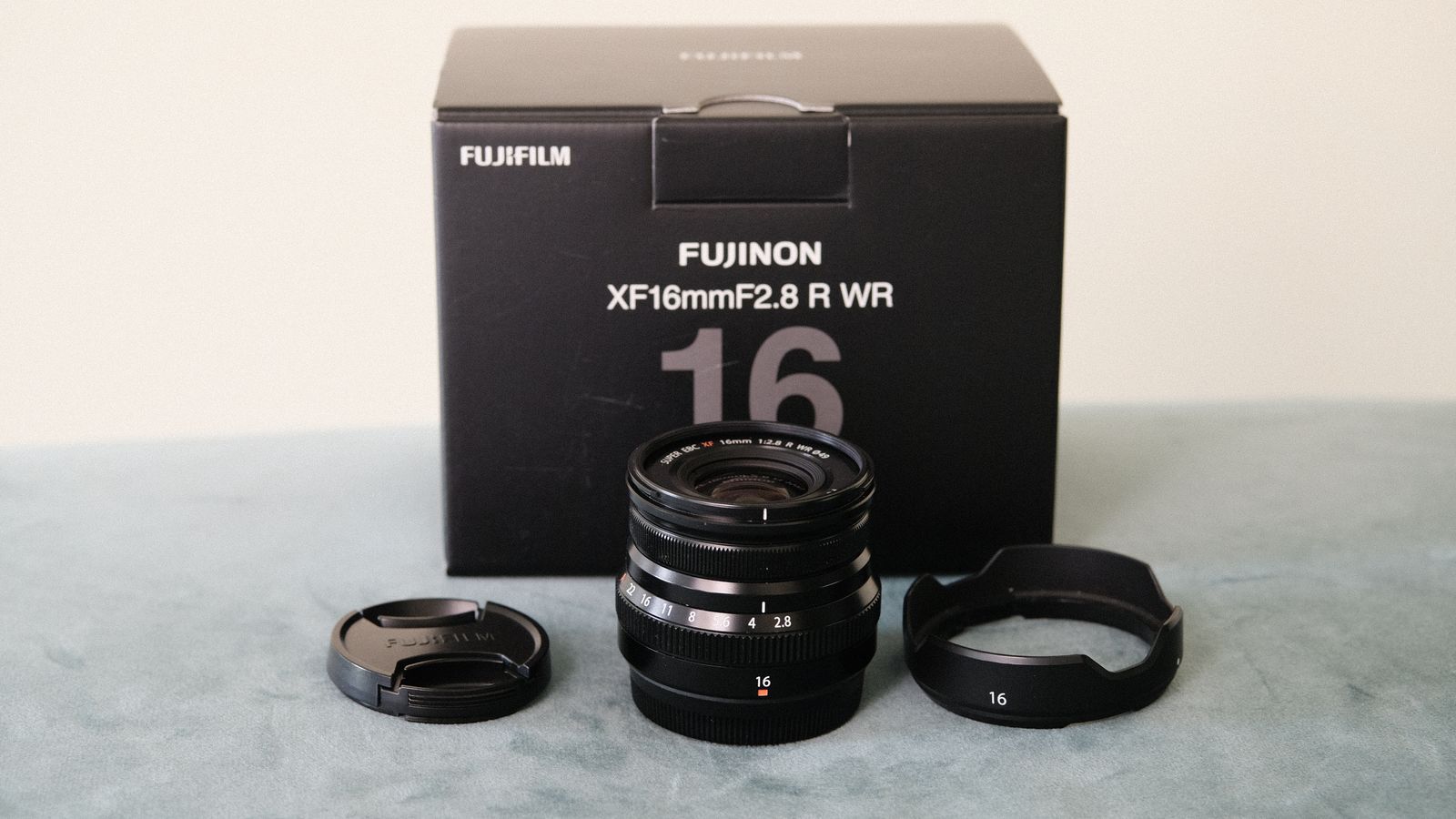 FUJIFILM XF 16mm f/2.8 R WR Lens (Black)