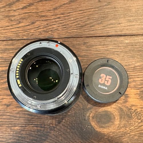 thumbnail-3 for Sigma 35mm f/1.4 DG HSM Art Lens for Canon EF