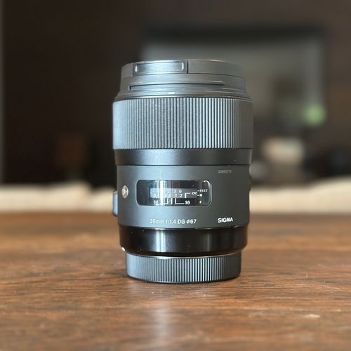 Sigma 35mm f/1.4 DG HSM Art Lens for Canon EF