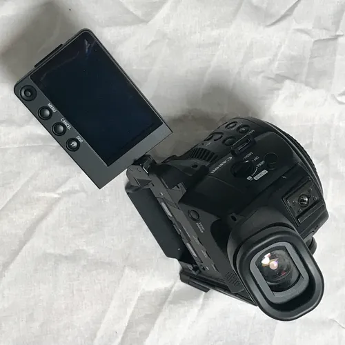 thumbnail-4 for Canon C100 MKii