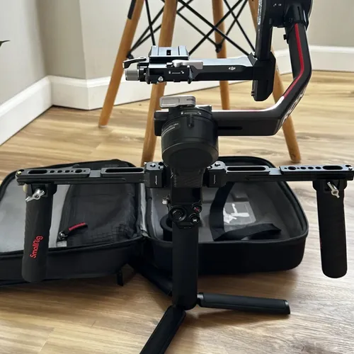 DJI RS2 pro combo + Small Rig Accessories 