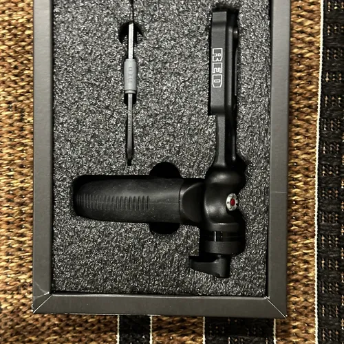 thumbnail-2 for Red Outrigger Handle for Komodo 