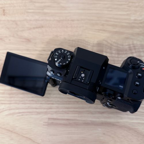 thumbnail-6 for Fujifilm XH2S with Battery Grip, 2 batteries, original box and accessories, great shape