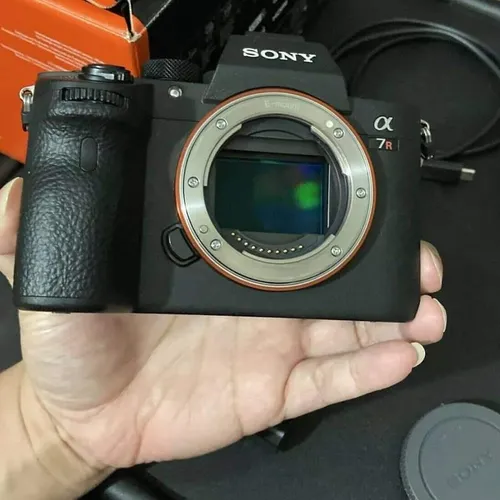 thumbnail-6 for Sony Alpha 7R III 42.4MP Digital Camera - Black