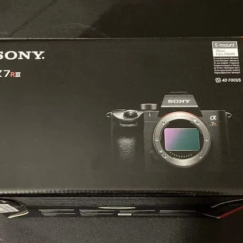 thumbnail-8 for Sony Alpha 7R III 42.4MP Digital Camera - Black