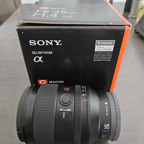 thumbnail-1 for Sony FE 35mm f/1.4 GM Wide Angle Lens E Mount Full Frame