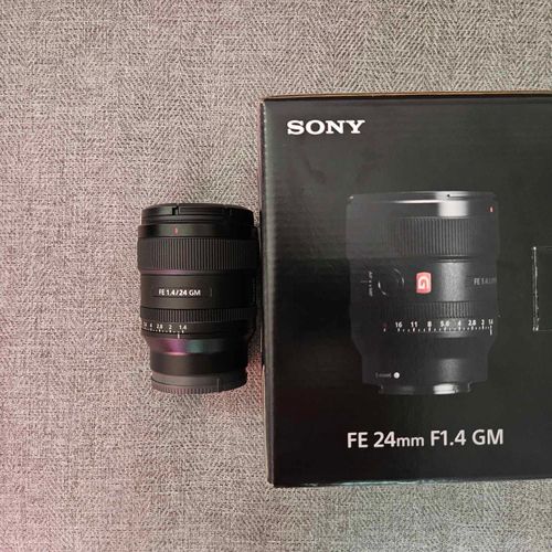 Sony E-mount FE 24mm F1.4 GM Full Frame Wide-angle Prime Lens (SEL24F14GM) Black