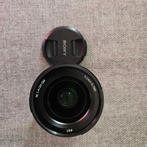 thumbnail-2 for Sony E-mount FE 24mm F1.4 GM Full Frame Wide-angle Prime Lens (SEL24F14GM) Black