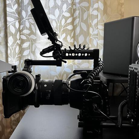 BMPCC 6K  FOLLOW FOCUS, IR FILTER, SMALLRIG MATTE BOX, 18-35MM SIGMA  LENS, T5 500Gb DRIVE, SMALLFOCUS MONITOR